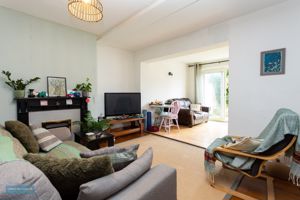 Sitting Room- click for photo gallery